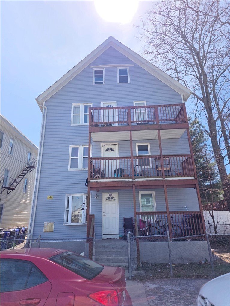 Central Falls, Rhode Island, United States 1 - 17687180