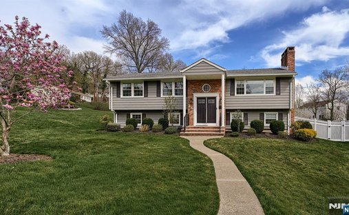 House in Wayne, New Jersey, United States 1