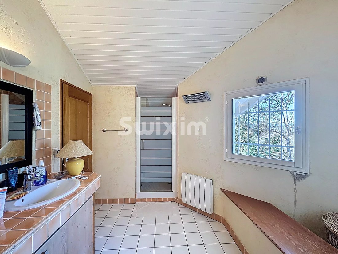 House in Saint-Cergues, Auvergne-Rhône-Alpes, France 5 - 17684474