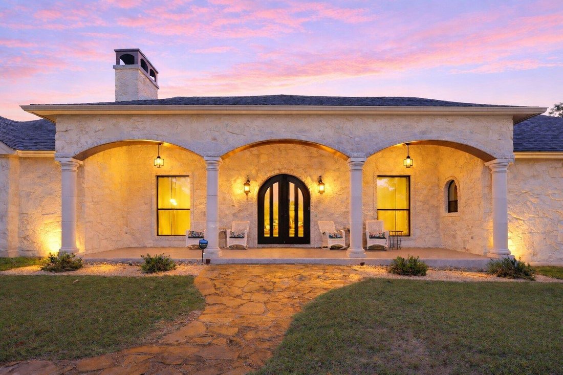 House in Bastrop, Texas, United States 2 - 17686528