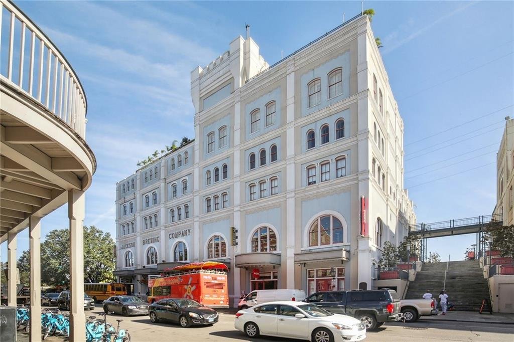 Condo in New Orleans, Louisiana, United States 1 - 17686481