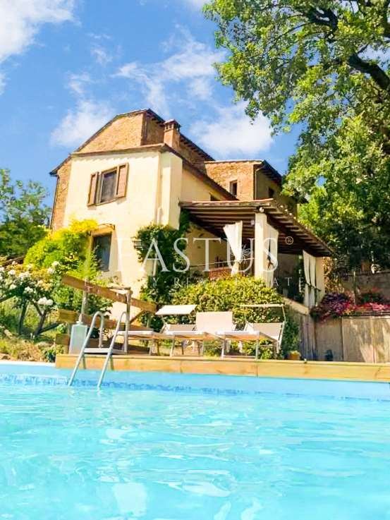 Estate in Gambassi Terme, Tuscany, Italy 1 - 17685988