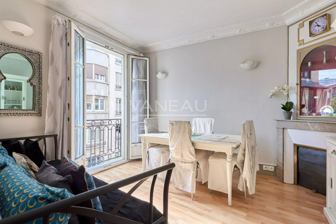 Apartment in Georges Brassens, Paris 15e Arrondissement, Paris 4 - 17676599