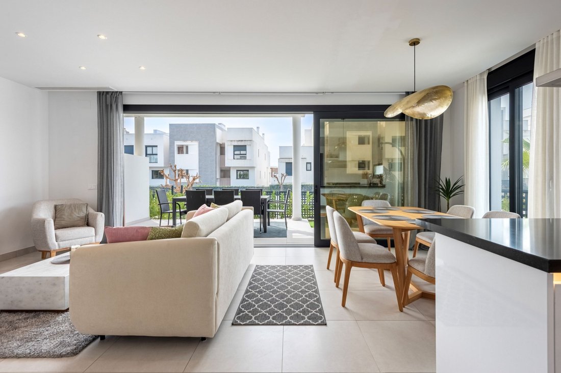 Townhouse in Bel-Air, Estepona, Andalusia 2 - 17684530