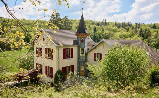 Villa in Moirans-en-Montagne, Bourgogne – Franche-Comté, France 1