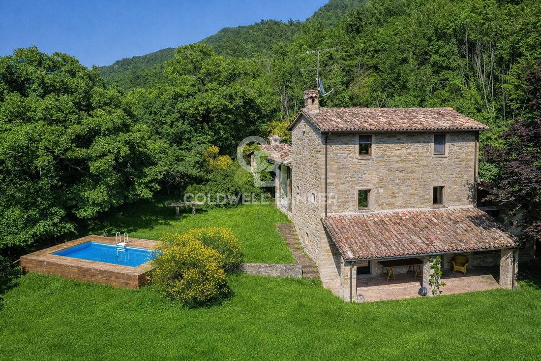 House in Borgo Pace, Marche, Italy 3 - 17688580