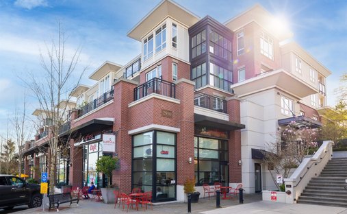 Condo in Surrey, British Columbia, Canada 1