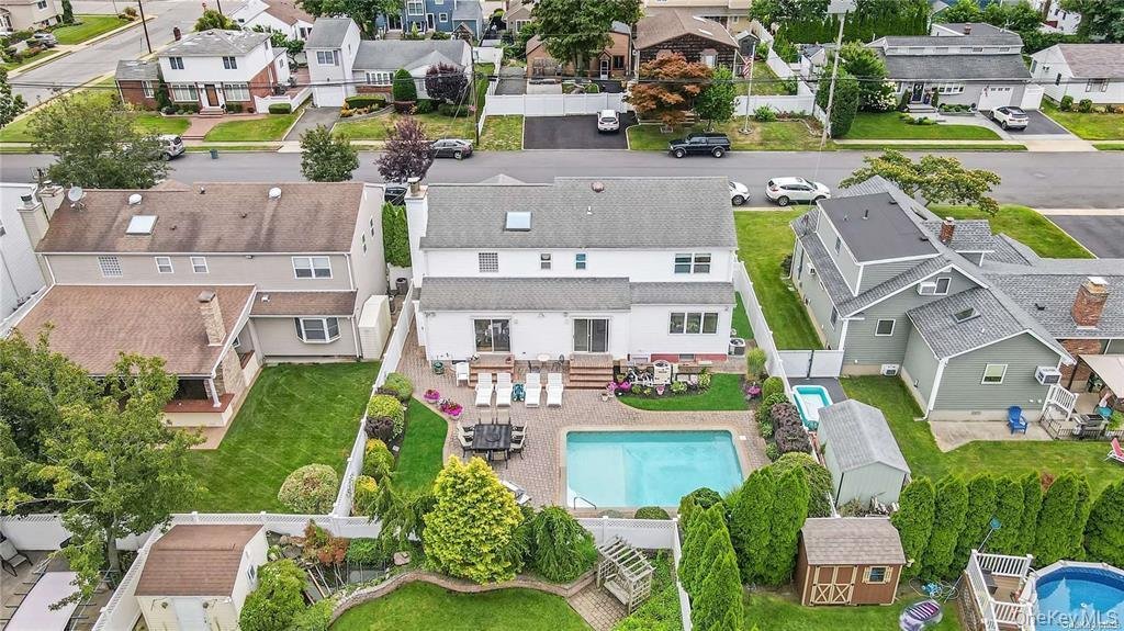 House in Massapequa Park, New York, United States 2 - 17686278