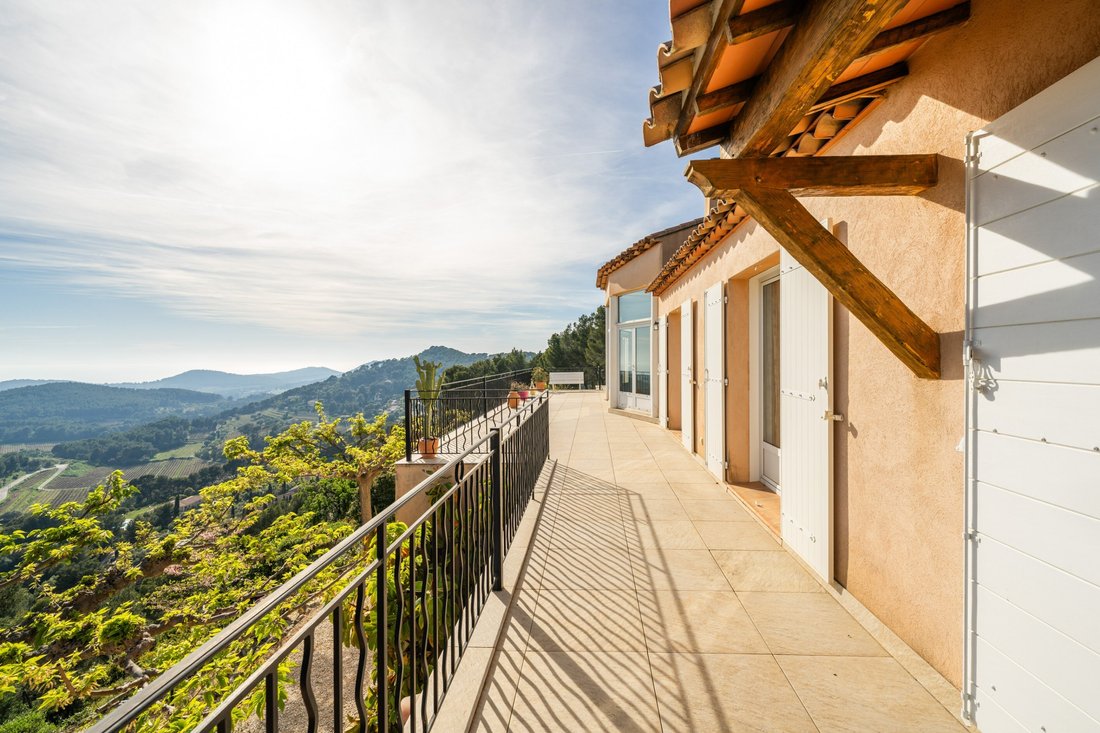 House in La Cadiere-d'Azur, Provence-Alpes-Côte d'Azur, France 4 - 17687605