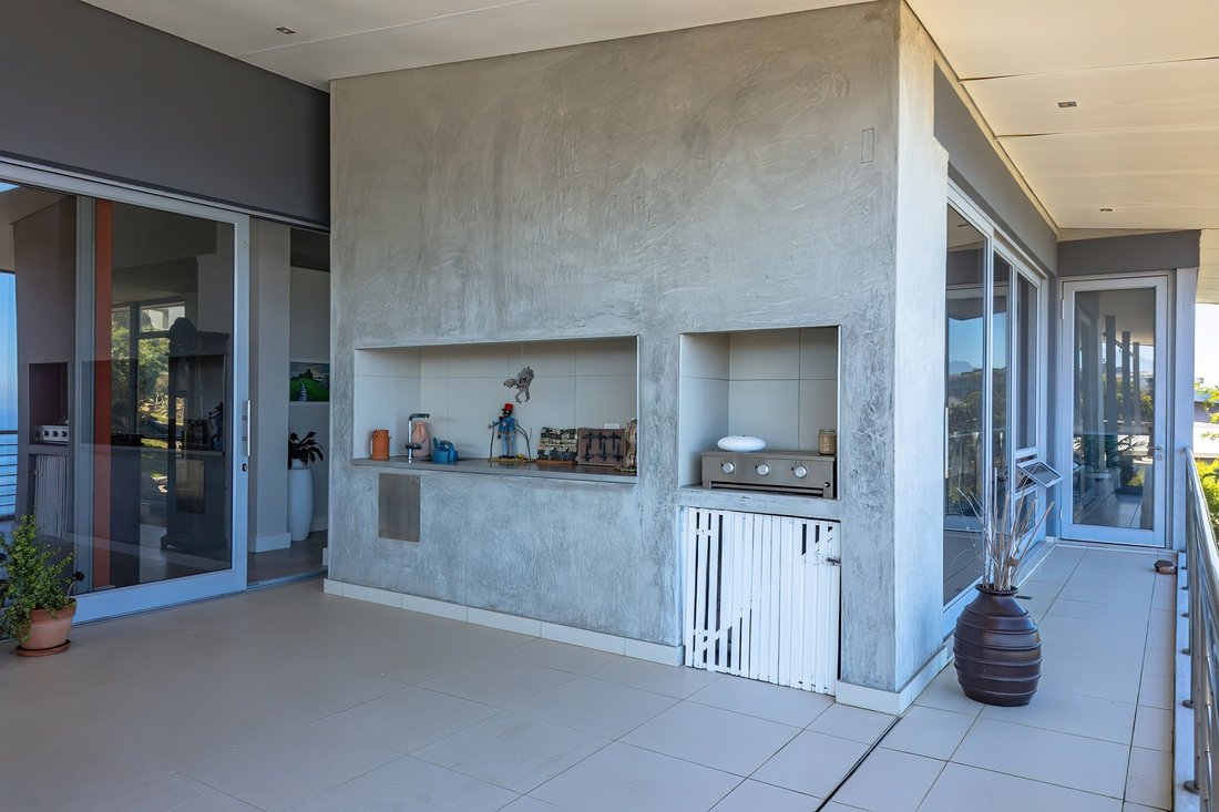 House in George, Western Cape, South Africa 4 - 17685030