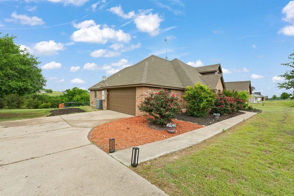 House in Cresson, Texas, United States 4 - 17683299