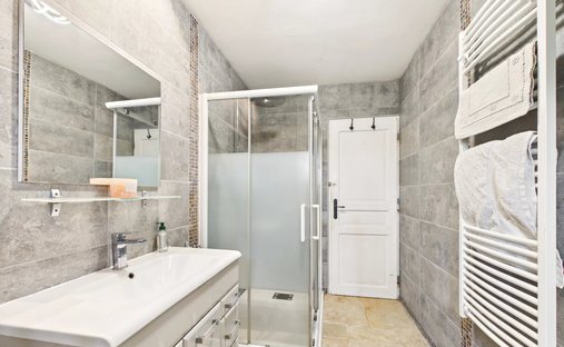 Timeless Elegance & Rural Serenity: A Majestic Chateau Estate With A Chapel And 13.2 Hectares Of Lan