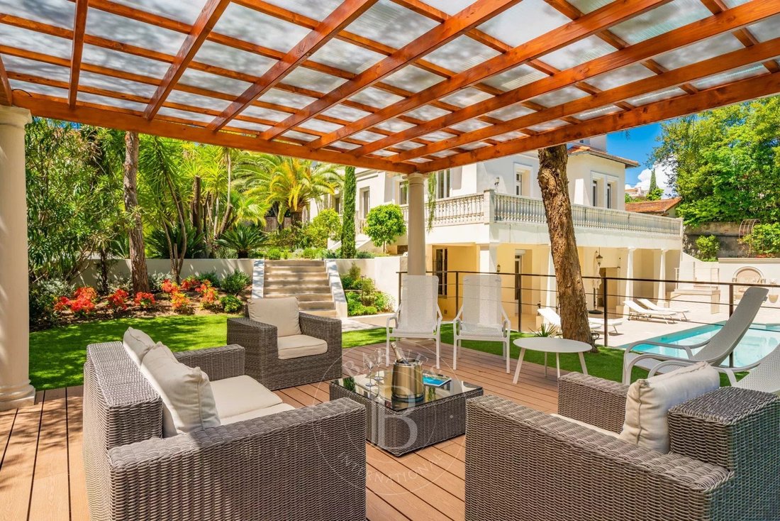 Villa in Saint Nicolas, Cannes, France 5 - 17683837