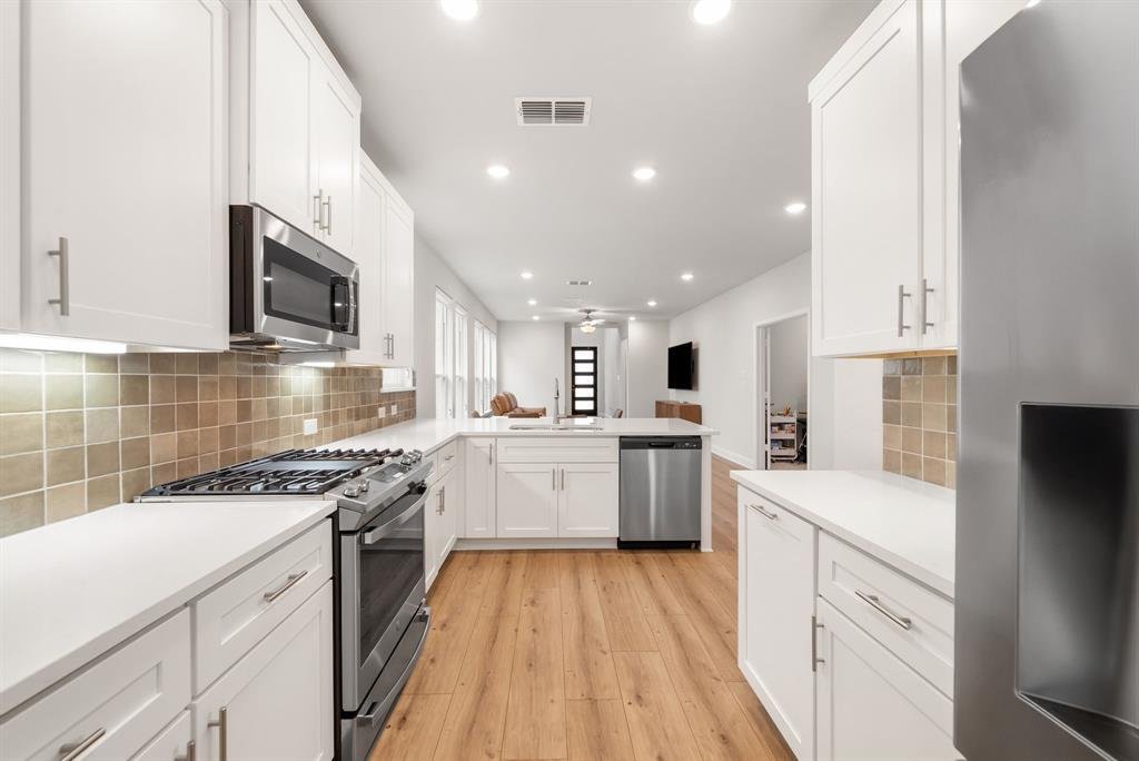 House in Frisco, Texas, United States 3 - 17686902