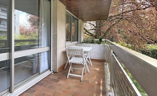 Apartment in Chateau de Vaucresson, Vaucresson, France 1
