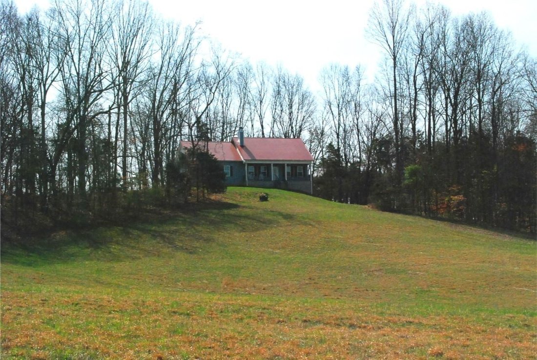 Farm Ranch in Scottsville, Kentucky, United States 1 - 17688065