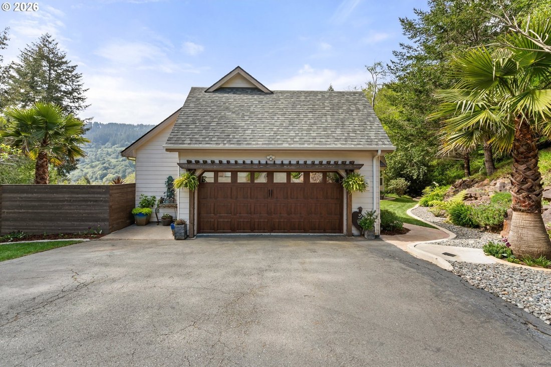 House in Brookings, Oregon, United States 1 - 17685211