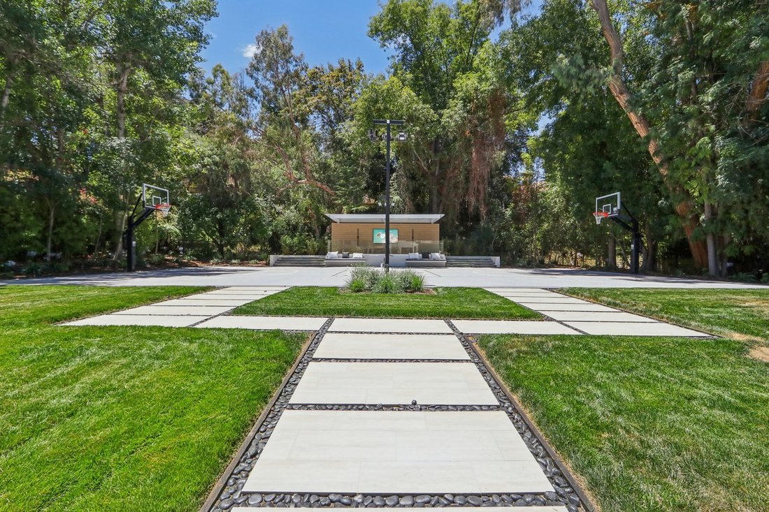 House in Hidden Hills, California, United States 4 - 17544561