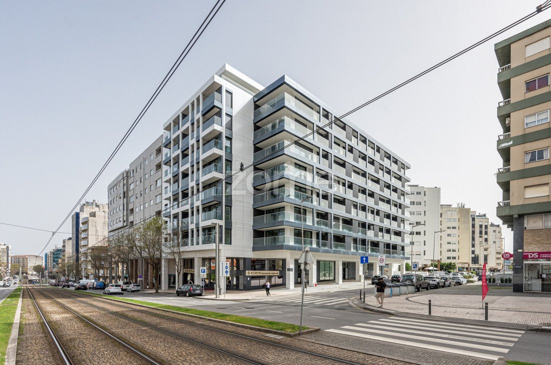 Appartement à Mafamude et Vilar do Paraiso, District de Porto, Portugal 1 - 16529906