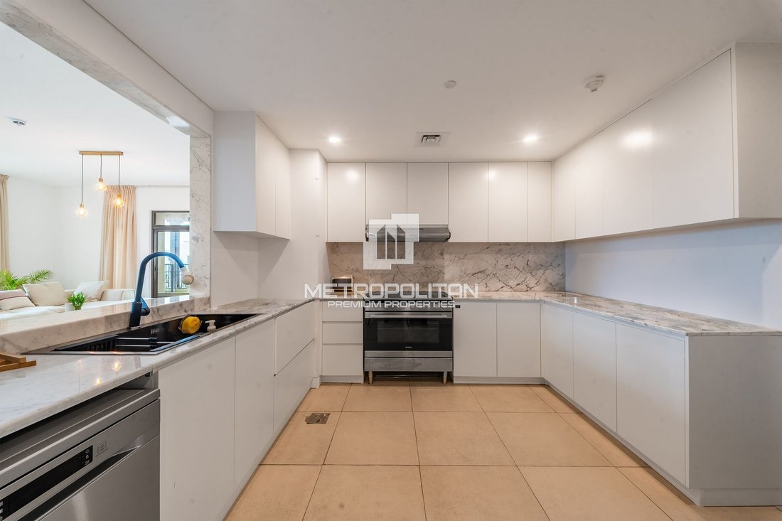 Apartment in Umm Suqeim, Dubai, United Arab Emirates 5 - 17684242