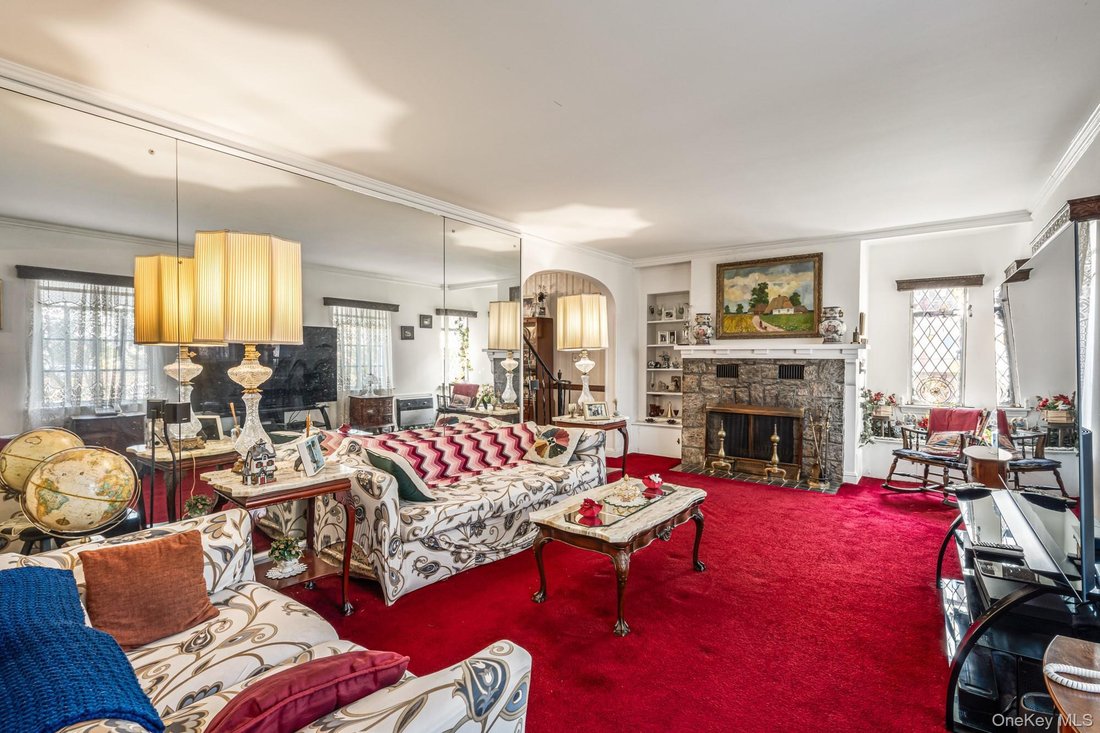 House in New York, New York, United States 3 - 17683915