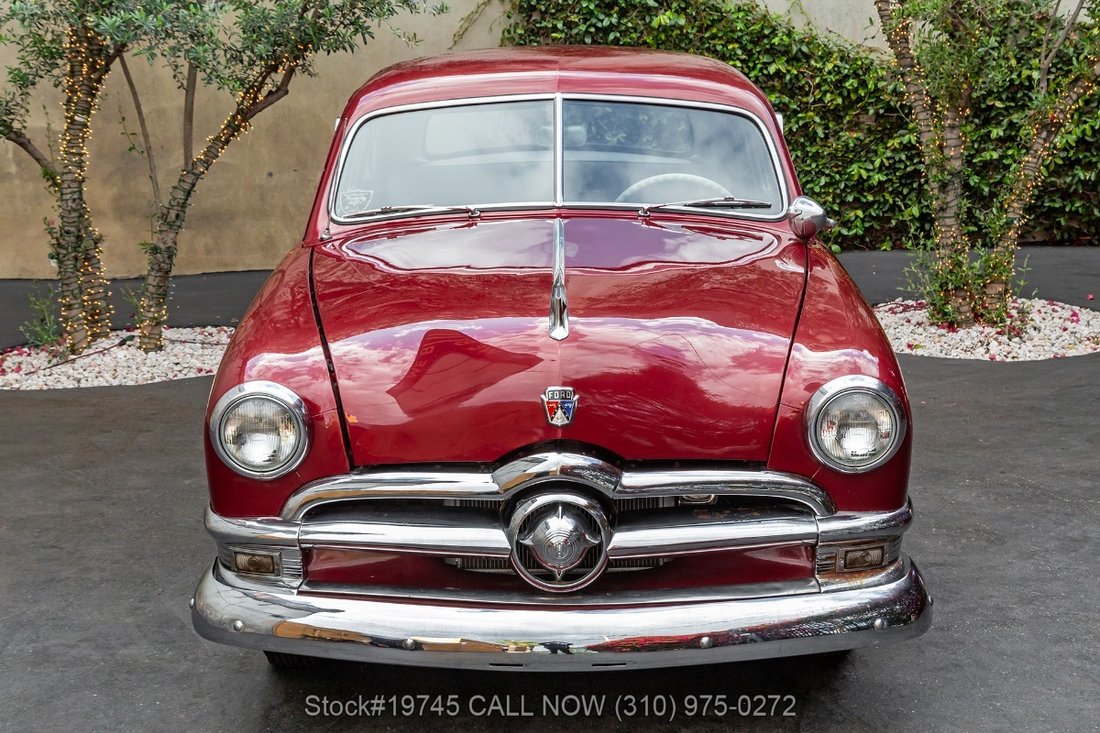 Ford Custom Deluxe in Los Angeles, CA 2 - 17684743