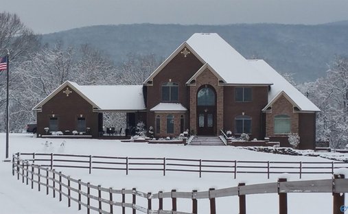 House in New Market, Alabama, United States 1