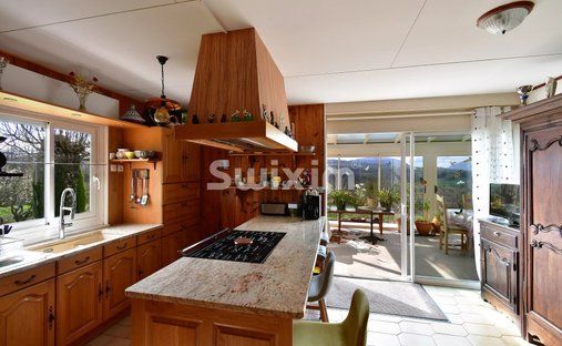 House in Eloise, Auvergne-Rhône-Alpes, France 1