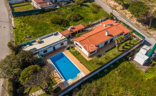 House in Vau, Leiria District, Portugal 1