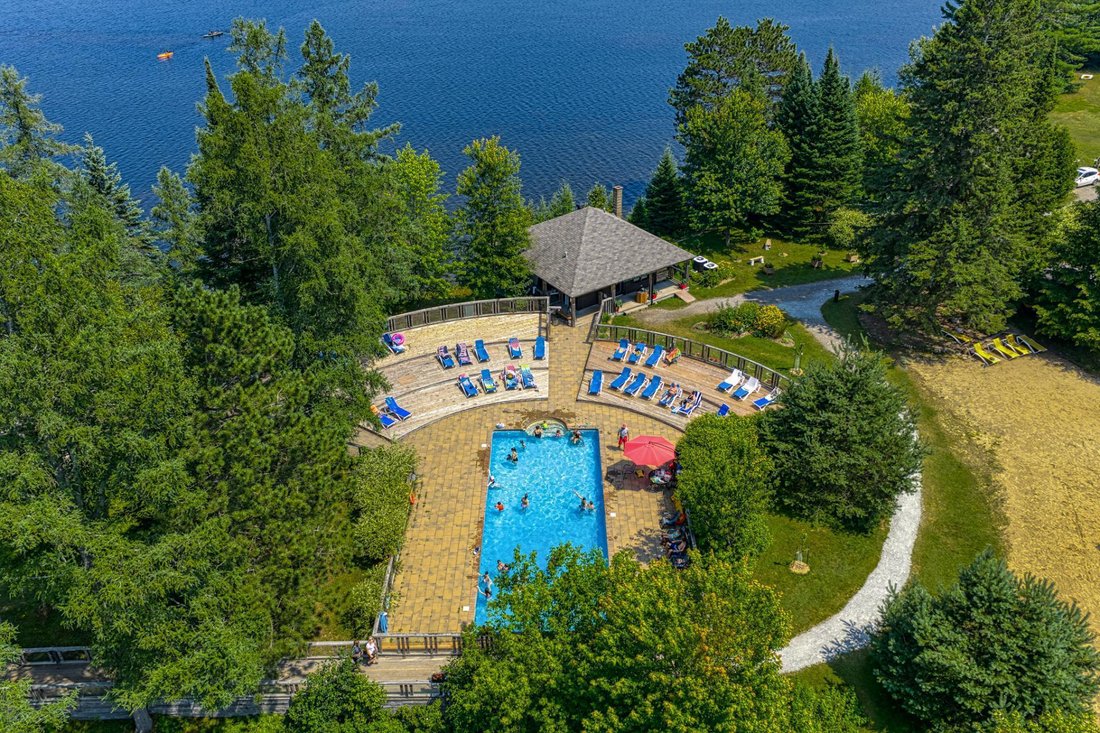 House in Lac-Supérieur, Quebec, Canada 3 - 17070934