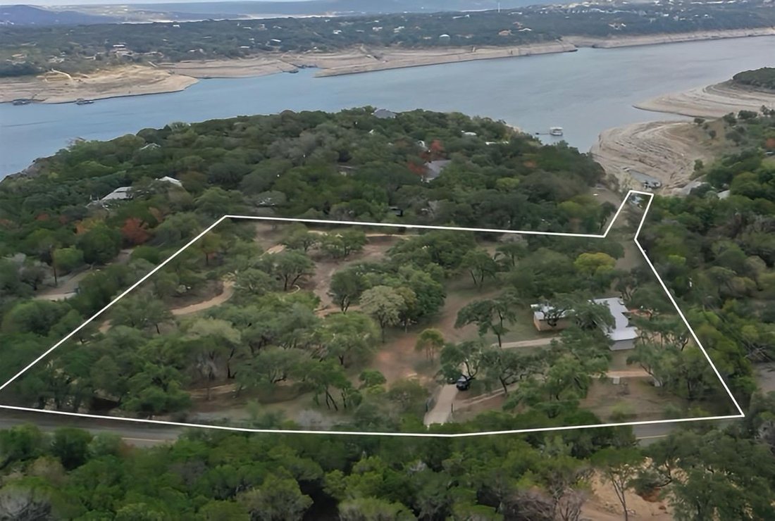 House in Jonestown, Texas, United States 1 - 17609809