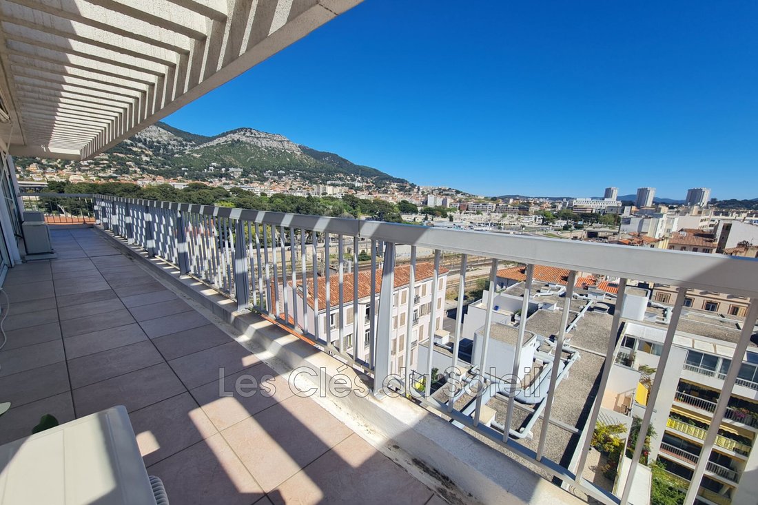 Apartment in Aguillon, Toulon, France 5 - 17683797