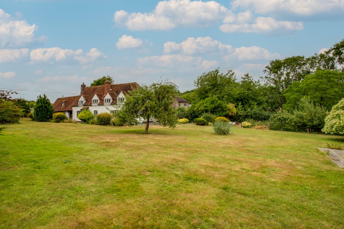 House in Buckinghamshire, England 1 - 17685708