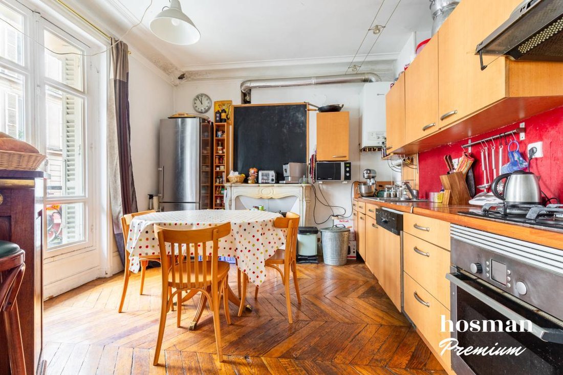 Apartment in Saint Vincent de Paul-Lariboisière, Paris 10e Arrondissement, Paris 5 - 13920038