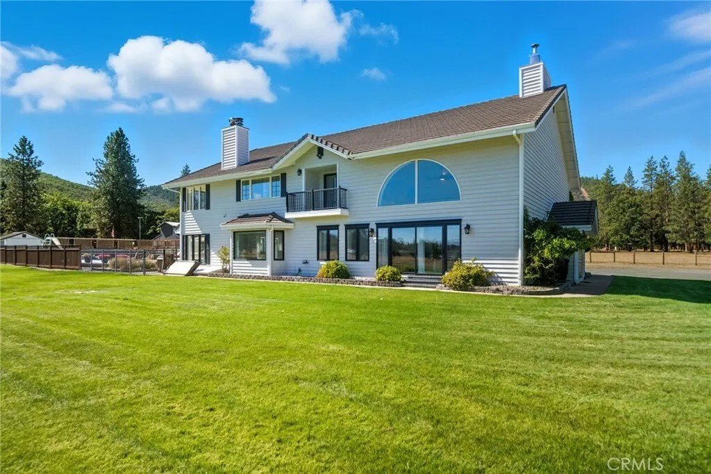 House in Yreka, California, United States 5 - 16528028