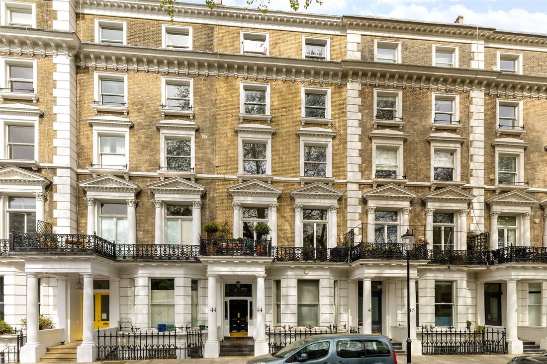 Apartment in Earls Court, Kensington And Chelsea, England 2 - 17685668
