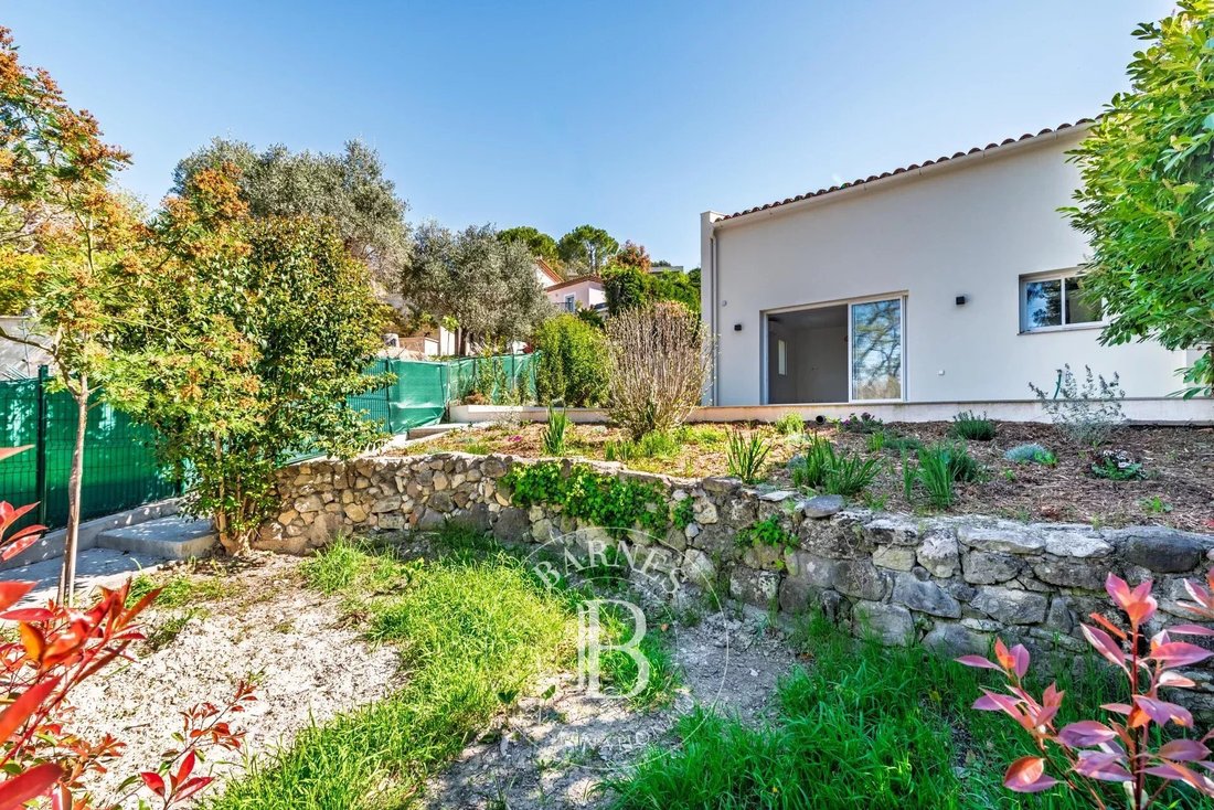 Villa in Village-Saint Julien-Saint Pierre, Biot, France 1 - 17684420