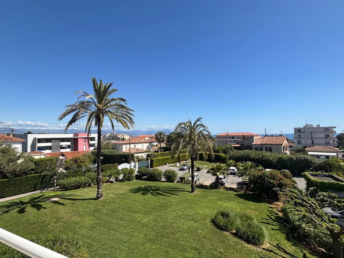 Apartment in Azurville-Val Claret, Antibes, France 2 - 17687900