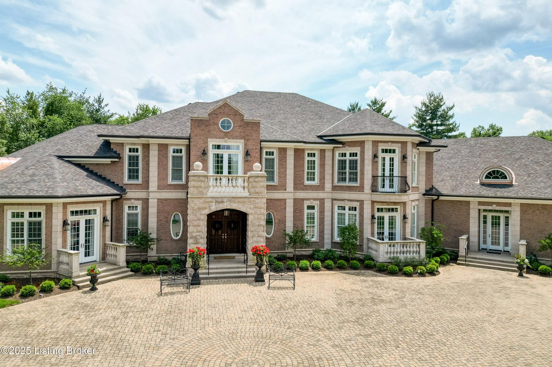 House in Watterson Park, Kentucky, United States 2 - 17688082