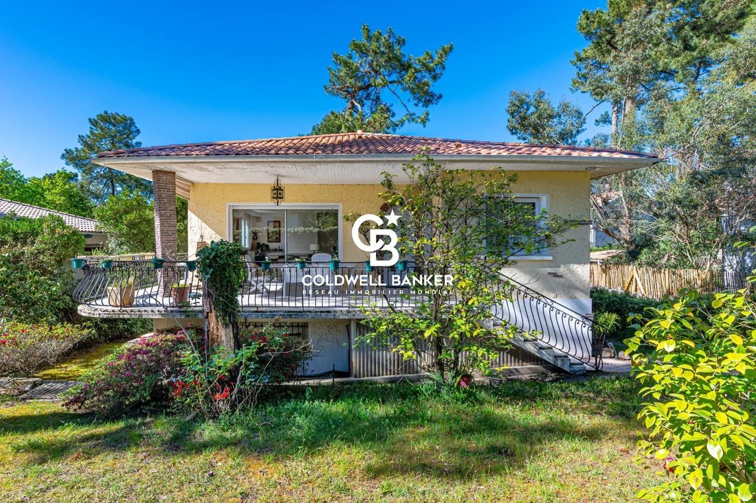 House in Le Moulleau-Les Abatilles, Arcachon, France 1 - 17687745
