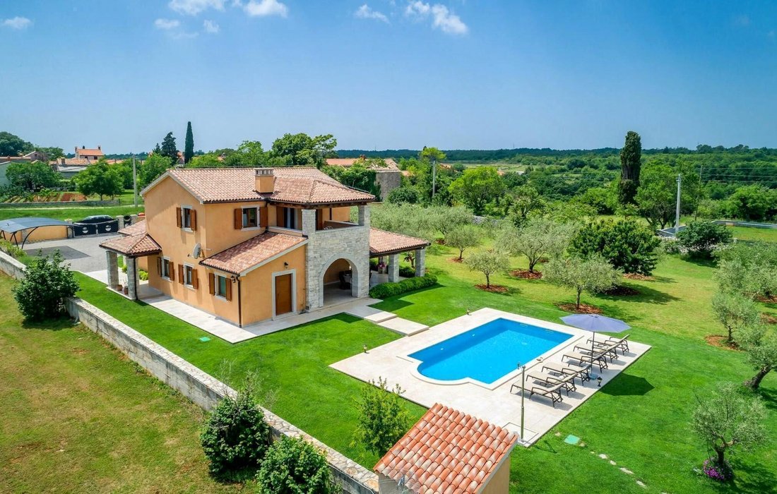 Villa in Marcana, Istria County, Croatia 3 - 17688451