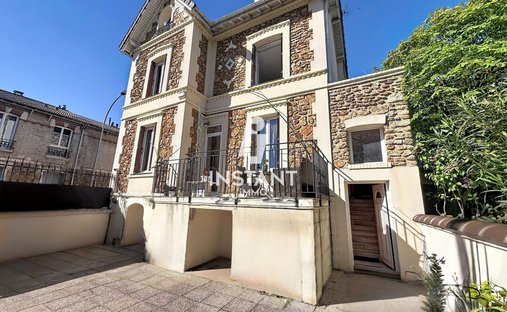 House in Ledru Rollin, Le Perreux-sur-Marne, France 1