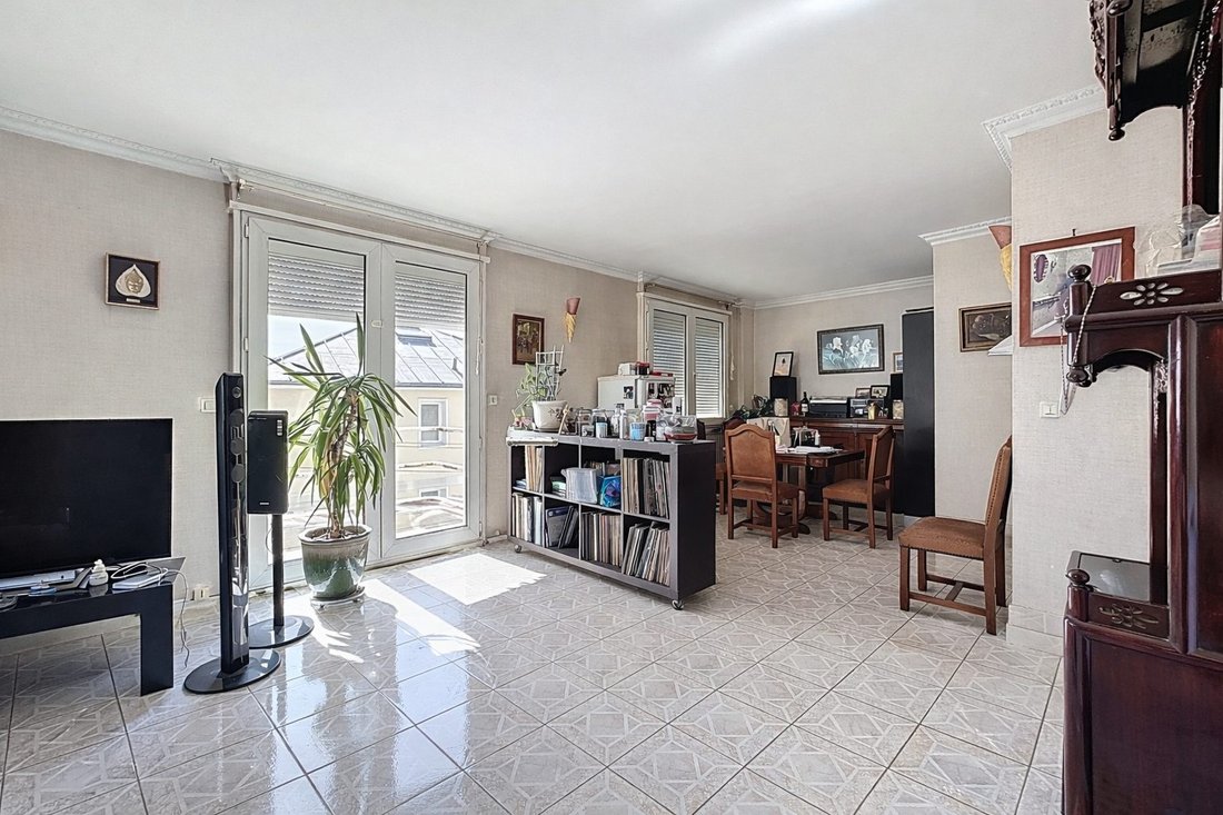 House in Rueil sur Seine - Plaine - Gare, Rueil-Malmaison, France 2 - 17689128
