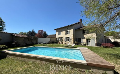 House in Oytier-Saint-Oblas, Auvergne-Rhône-Alpes, France 1