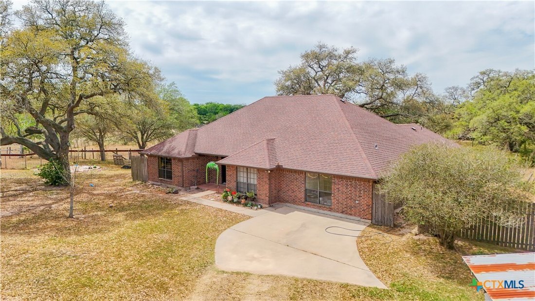 House in Edna, Texas, United States 3 - 17689435