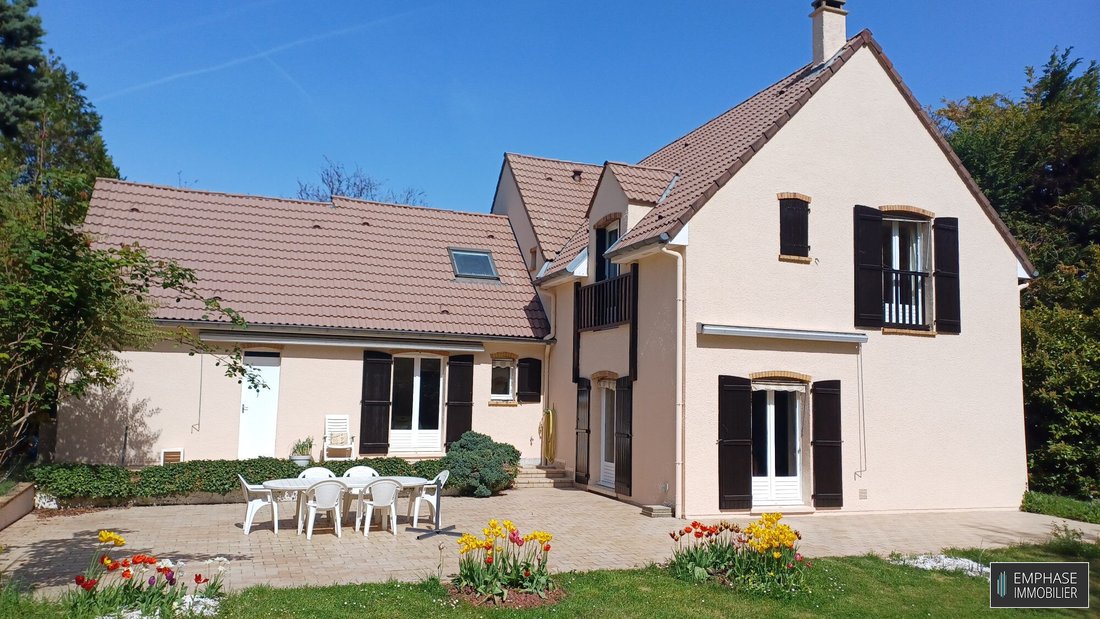 Haus in Villennes-sur-Seine, Île-de-France, Frankreich 1 - 17689148