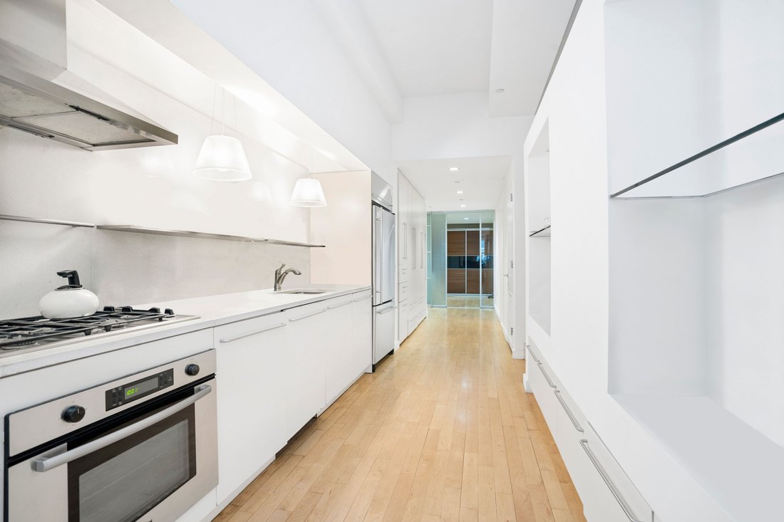 Condo in New York, New York, United States 3 - 17689169