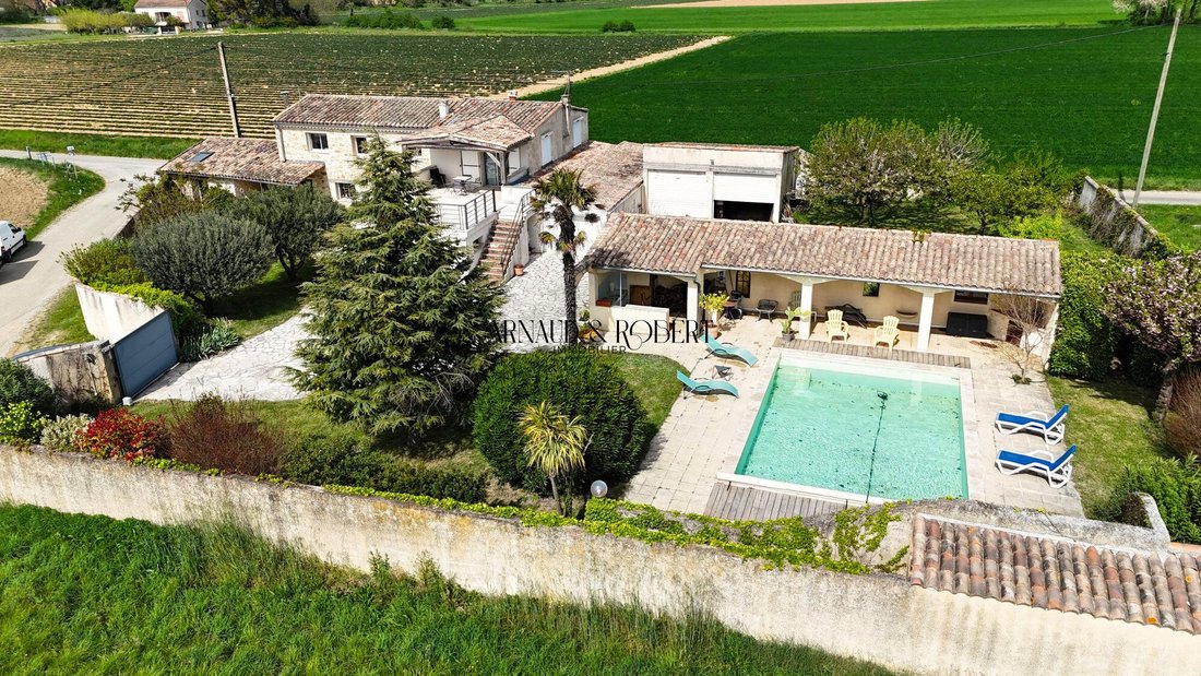 House in Sauzet, Auvergne-Rhône-Alpes, France 1 - 16622117