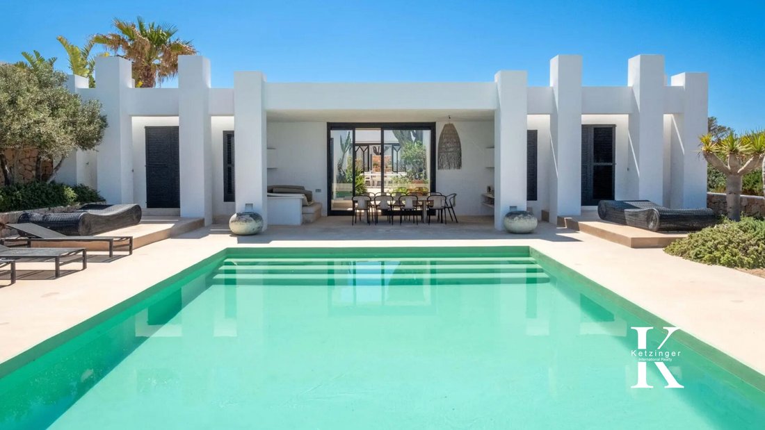 Villa in Sant Joan de Labritja, Balearic Islands, Spain 4 - 16490858
