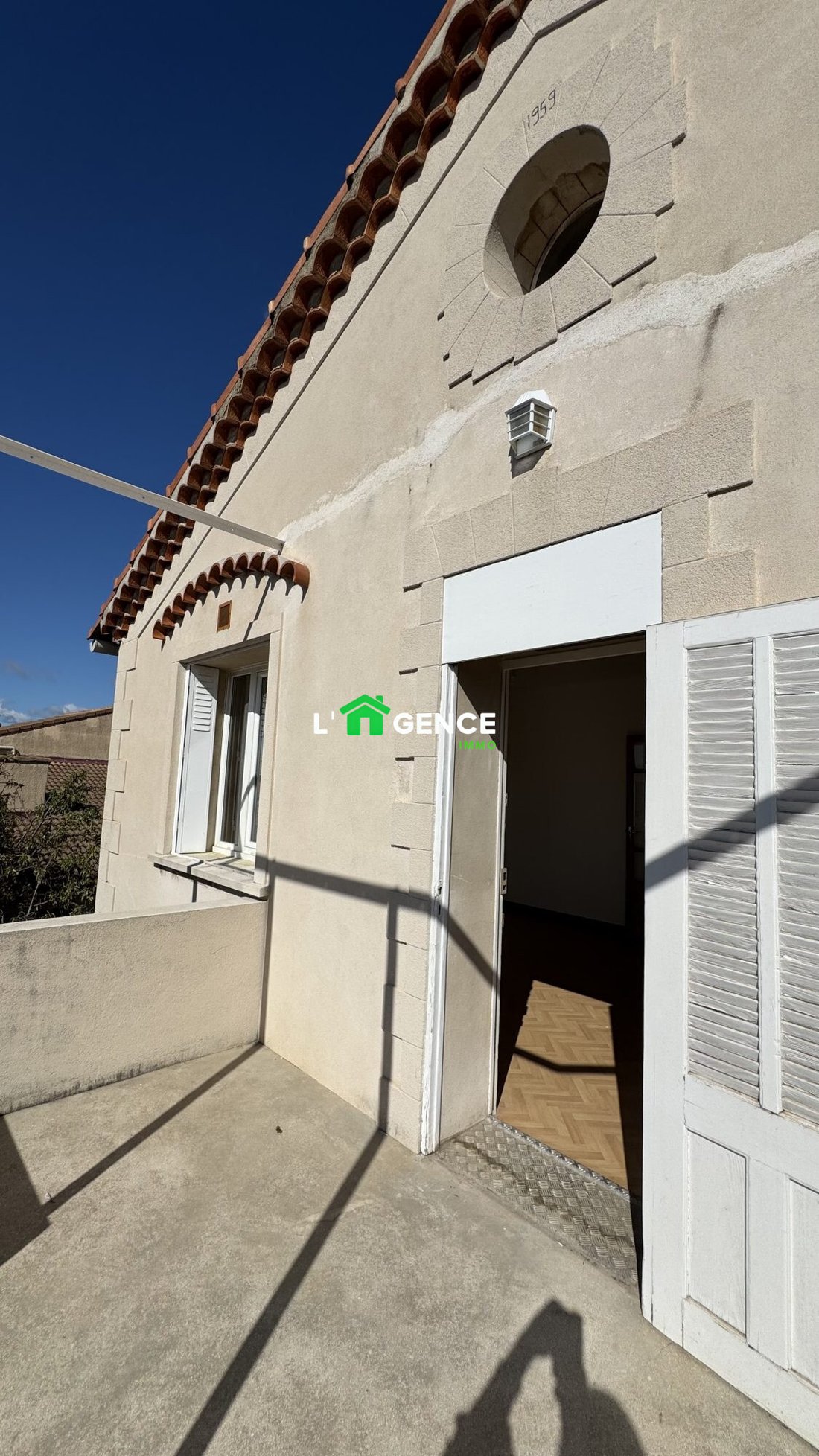House in Saint-Mitre-les-Remparts, Provence-Alpes-Côte d'Azur, France 3 - 17689193
